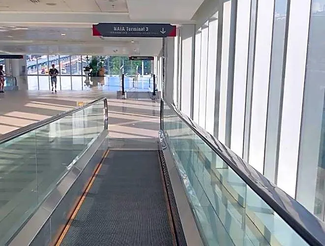 81 Newport Boulevard Cluster 4 - 8f Across Naia Airport, Terminal 3 호텔 마닐라