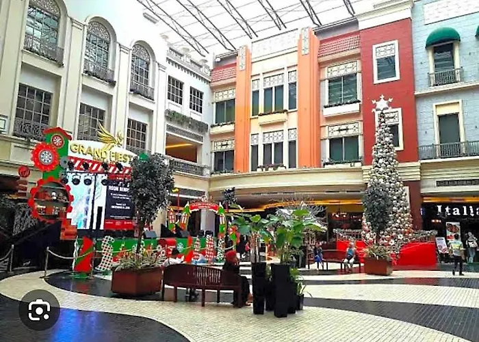81 Newport Boulevard Cluster 4 - 8f Across Naia Airport, Terminal 3 호텔 마닐라