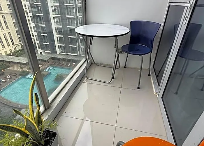 81 Newport Boulevard Cluster 4 - 8f Across Naia Airport, Terminal 3 호텔 마닐라